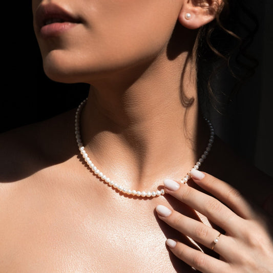 Perlų vėrinys Bella