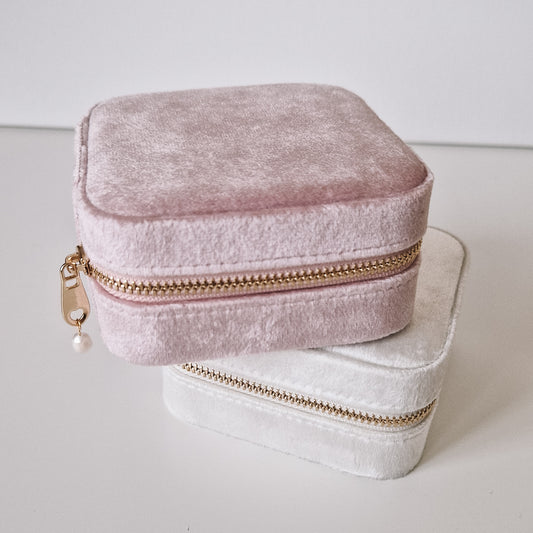 Kelioninė papuošalų dėžutė